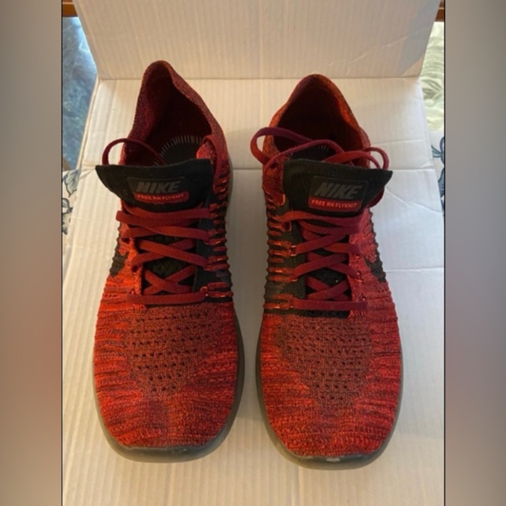Nike Free RN FLYKNIT Sneakers